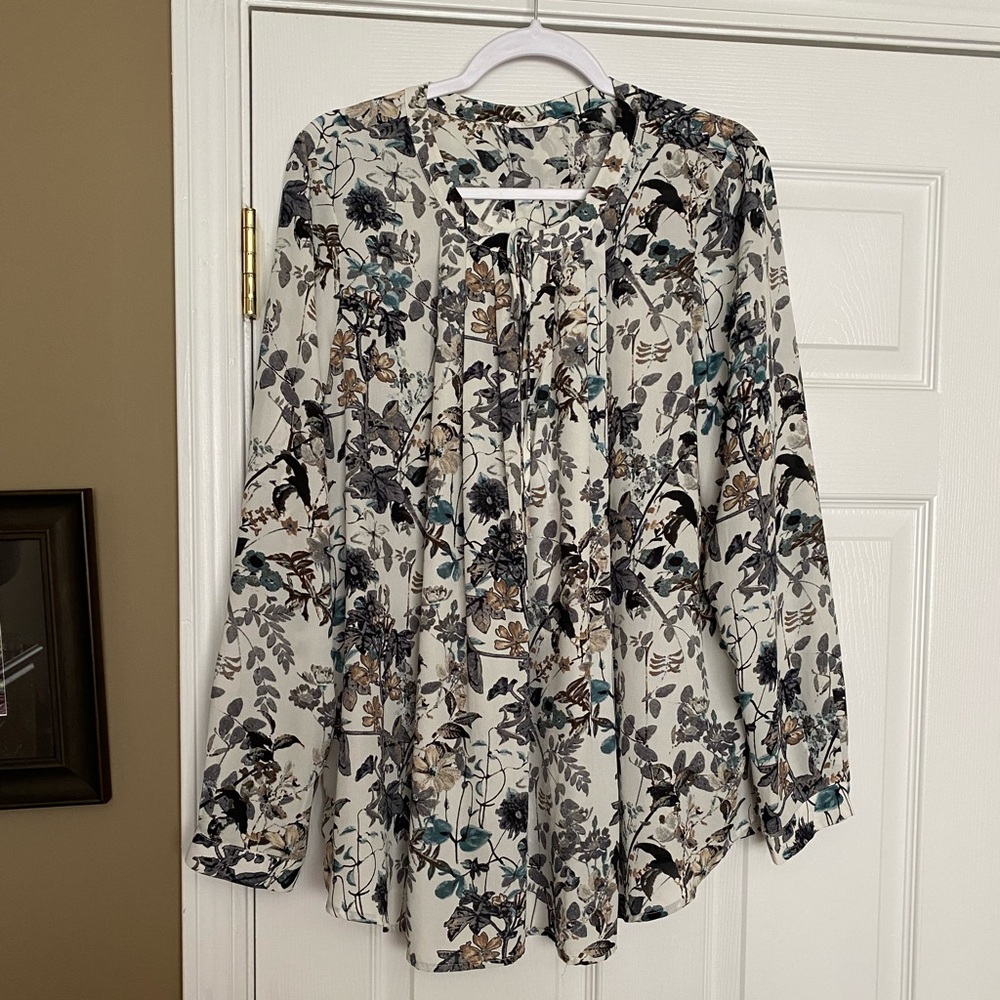 Beautiful Pleione floral blouse